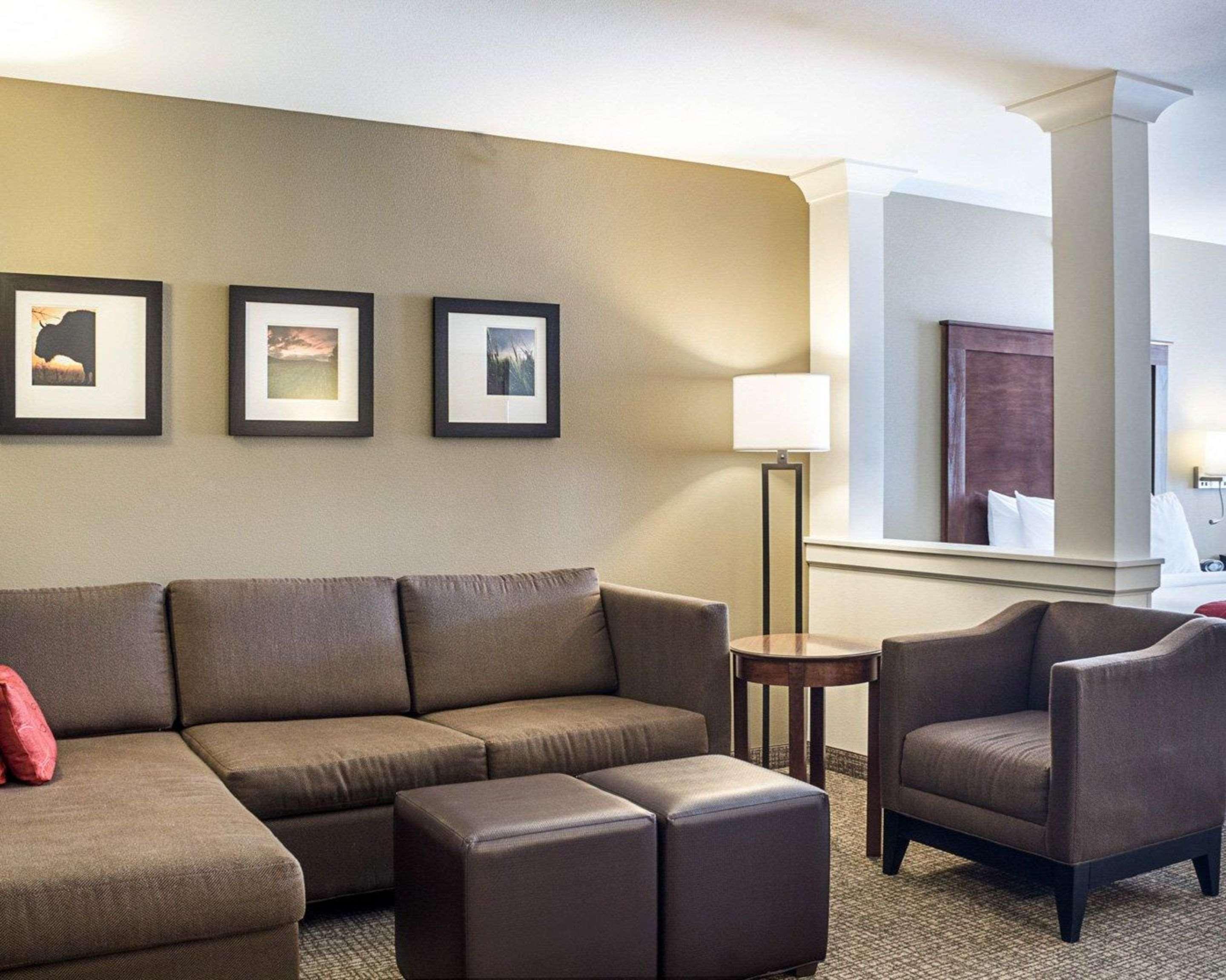 Comfort Suites Fargo Medical Center Buitenkant foto