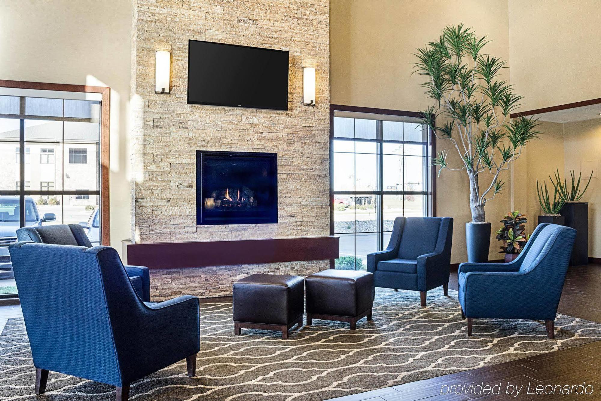 Comfort Suites Fargo Medical Center Buitenkant foto